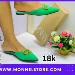 classic simple shoes, available in different colors and sizes